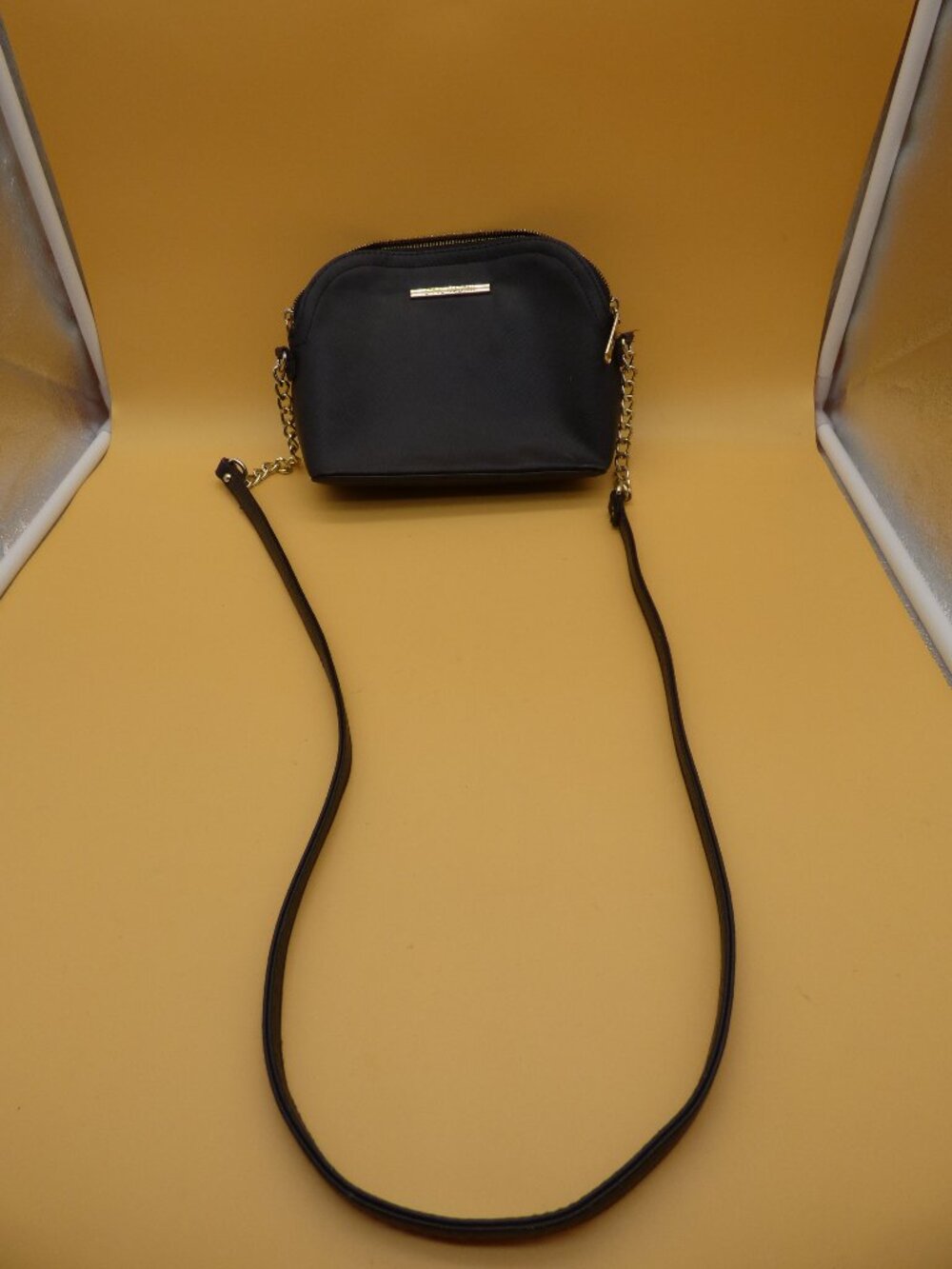 Steve Madden Bmaggie Black Saffiano Crossbody Dome Bag Gold Chain Accent